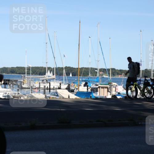 17.08.2025 - KN Förde Triathlon 2025 Yannick Fuchs http://msf.ph/oto/8628982 17.08.2025 15:21:59 Radfahren  meine-sportfotos.de