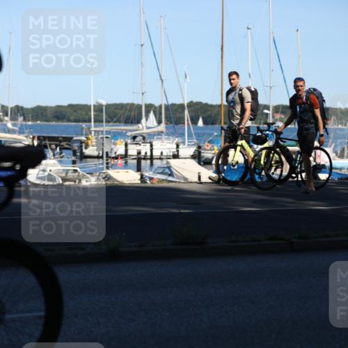 17.08.2025 - KN Förde Triathlon 2025 Yannick Fuchs http://msf.ph/oto/8628986 17.08.2025 15:22:01 Radfahren  meine-sportfotos.de