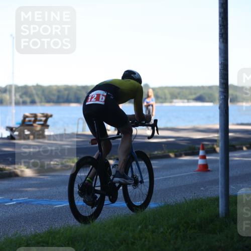17.08.2025 - KN Förde Triathlon 2025 Yannick Fuchs http://msf.ph/oto/8628987 17.08.2025 15:22:02 Radfahren 12 meine-sportfotos.de