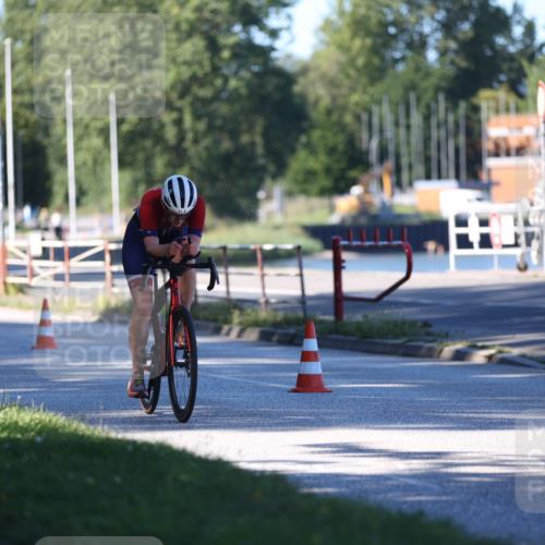 17.08.2025 - KN Förde Triathlon 2025 Yannick Fuchs http://msf.ph/oto/8629058 17.08.2025 15:27:55 Radfahren  meine-sportfotos.de