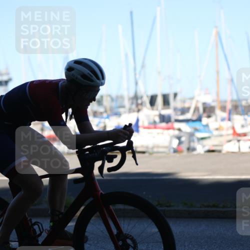 17.08.2025 - KN Förde Triathlon 2025 Yannick Fuchs http://msf.ph/oto/8629064 17.08.2025 15:27:57 Radfahren  meine-sportfotos.de
