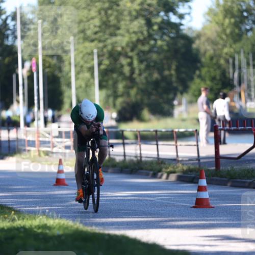 17.08.2025 - KN Förde Triathlon 2025 Yannick Fuchs http://msf.ph/oto/8629077 17.08.2025 15:29:31 Radfahren  meine-sportfotos.de