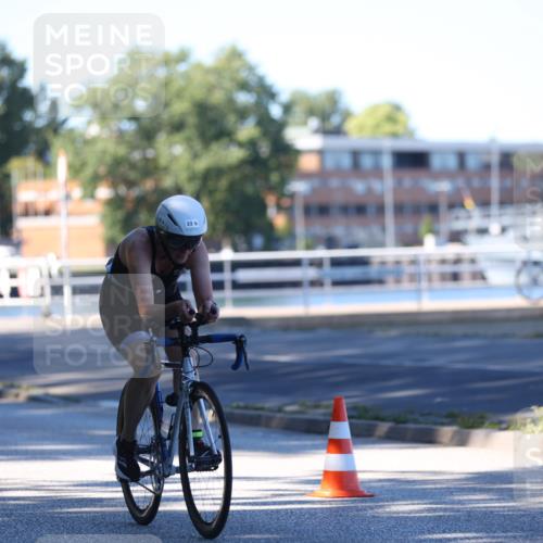 17.08.2025 - KN Förde Triathlon 2025 Yannick Fuchs http://msf.ph/oto/8629089 17.08.2025 15:29:52 Radfahren 22 meine-sportfotos.de