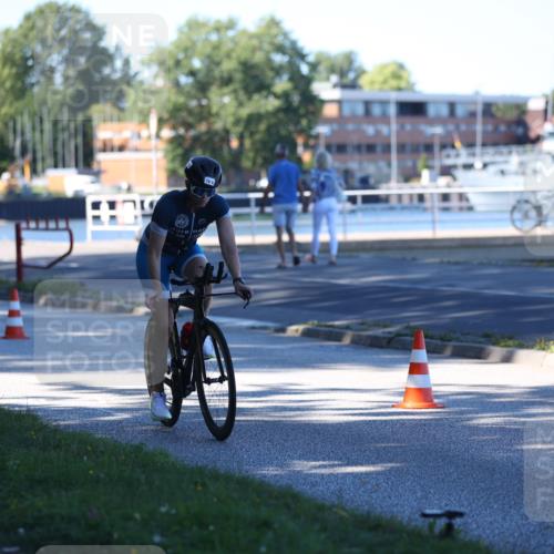 17.08.2025 - KN Förde Triathlon 2025 Yannick Fuchs http://msf.ph/oto/8629105 17.08.2025 15:31:44 Radfahren 18 meine-sportfotos.de