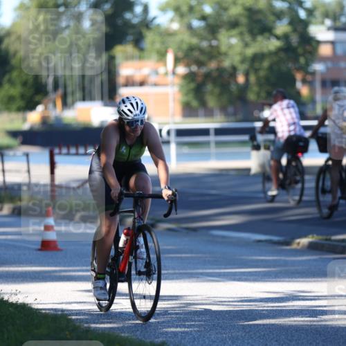 17.08.2025 - KN Förde Triathlon 2025 Yannick Fuchs http://msf.ph/oto/8629139 17.08.2025 15:34:05 Radfahren  meine-sportfotos.de