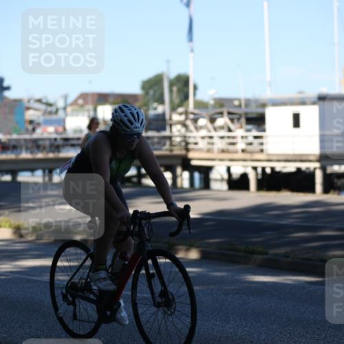 17.08.2025 - KN Förde Triathlon 2025 Yannick Fuchs http://msf.ph/oto/8629142 17.08.2025 15:34:06 Radfahren  meine-sportfotos.de