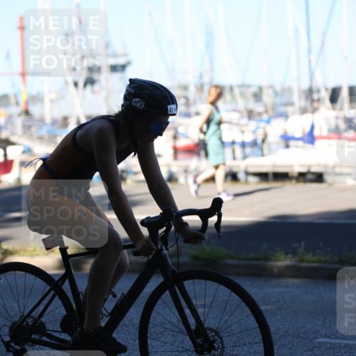 17.08.2025 - KN Förde Triathlon 2025 Yannick Fuchs http://msf.ph/oto/8629157 17.08.2025 15:34:14 Radfahren 211, 216, 21 meine-sportfotos.de