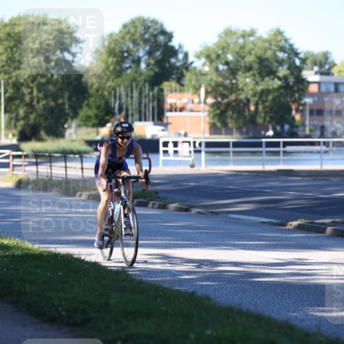 17.08.2025 - KN Förde Triathlon 2025 Yannick Fuchs http://msf.ph/oto/8629161 17.08.2025 15:34:24 Radfahren  meine-sportfotos.de