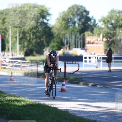 17.08.2025 - KN Förde Triathlon 2025 Yannick Fuchs http://msf.ph/oto/8629189 17.08.2025 15:36:21 Radfahren  meine-sportfotos.de
