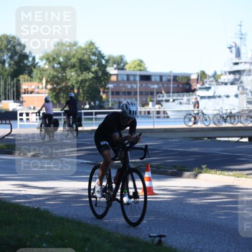 17.08.2025 - KN Förde Triathlon 2025 Yannick Fuchs http://msf.ph/oto/8629202 17.08.2025 15:36:43 Radfahren  meine-sportfotos.de