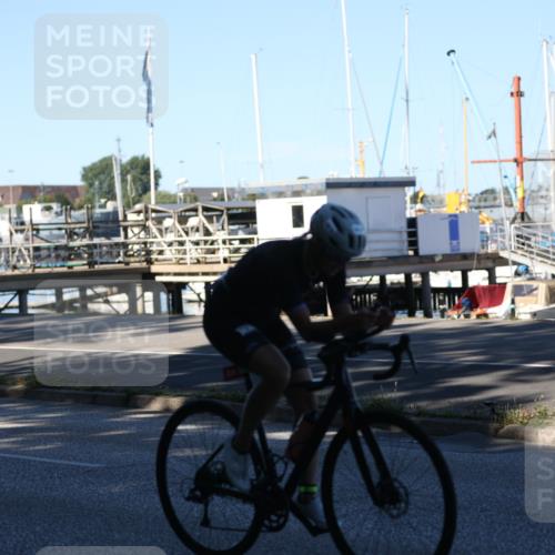 17.08.2025 - KN Förde Triathlon 2025 Yannick Fuchs http://msf.ph/oto/8629205 17.08.2025 15:36:44 Radfahren  meine-sportfotos.de
