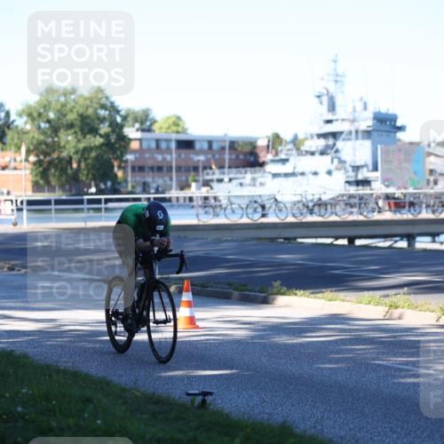17.08.2025 - KN Förde Triathlon 2025 Yannick Fuchs http://msf.ph/oto/8629230 17.08.2025 15:40:55 Radfahren  meine-sportfotos.de