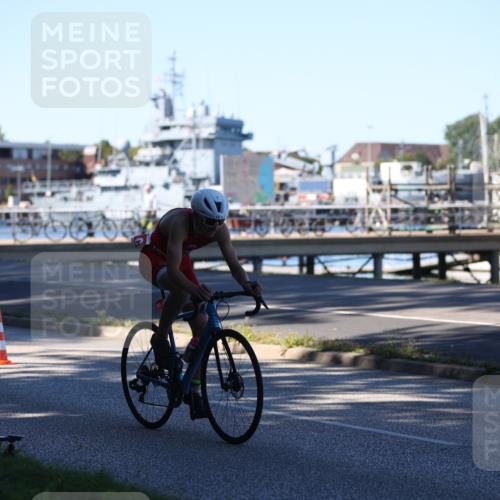 17.08.2025 - KN Förde Triathlon 2025 Yannick Fuchs http://msf.ph/oto/8629242 17.08.2025 15:41:43 Radfahren  meine-sportfotos.de