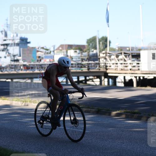 17.08.2025 - KN Förde Triathlon 2025 Yannick Fuchs http://msf.ph/oto/8629243 17.08.2025 15:41:43 Radfahren  meine-sportfotos.de