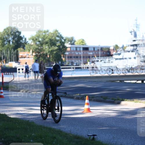 17.08.2025 - KN Förde Triathlon 2025 Yannick Fuchs http://msf.ph/oto/8629254 17.08.2025 15:44:28 Radfahren  meine-sportfotos.de