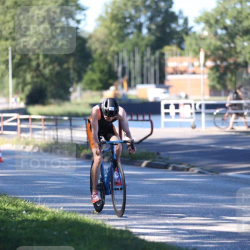17.08.2025 - KN Förde Triathlon 2025 Yannick Fuchs http://msf.ph/oto/8629274 17.08.2025 15:47:31 Radfahren  meine-sportfotos.de