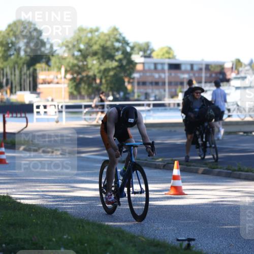 17.08.2025 - KN Förde Triathlon 2025 Yannick Fuchs http://msf.ph/oto/8629275 17.08.2025 15:47:31 Radfahren 15 meine-sportfotos.de