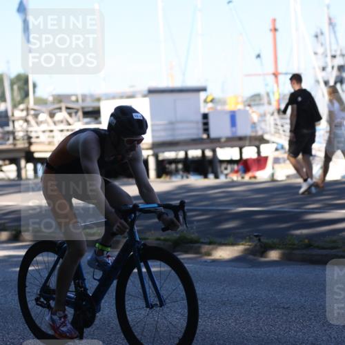 17.08.2025 - KN Förde Triathlon 2025 Yannick Fuchs http://msf.ph/oto/8629280 17.08.2025 15:47:32 Radfahren  meine-sportfotos.de