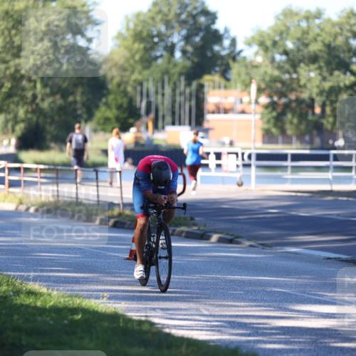 17.08.2025 - KN Förde Triathlon 2025 Yannick Fuchs http://msf.ph/oto/8629304 17.08.2025 15:50:24 Radfahren  meine-sportfotos.de