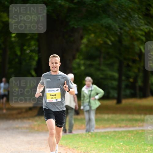 31.08.2025 - 21. Blankeneser Heldenlauf Dr. Thomas Lammeyer http://msf.ph/oto/8629377 31.08.2025 10:04:26 Laufen 2675 meine-sportfotos.de