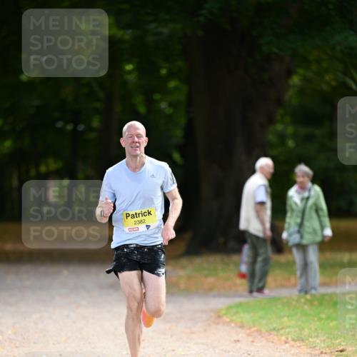 31.08.2025 - 21. Blankeneser Heldenlauf Dr. Thomas Lammeyer http://msf.ph/oto/8629400 31.08.2025 10:04:37 Laufen 2382 meine-sportfotos.de
