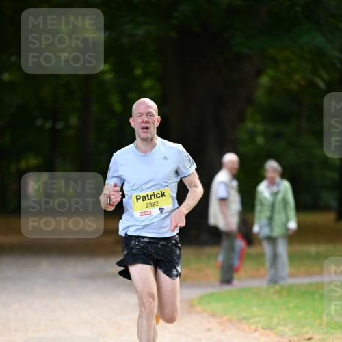 31.08.2025 - 21. Blankeneser Heldenlauf Dr. Thomas Lammeyer http://msf.ph/oto/8629405 31.08.2025 10:04:38 Laufen 2382 meine-sportfotos.de