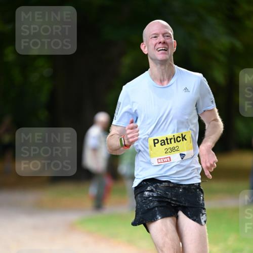 31.08.2025 - 21. Blankeneser Heldenlauf Dr. Thomas Lammeyer http://msf.ph/oto/8629416 31.08.2025 10:04:39 Laufen 2382 meine-sportfotos.de