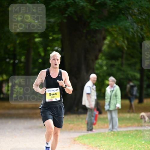 31.08.2025 - 21. Blankeneser Heldenlauf Dr. Thomas Lammeyer http://msf.ph/oto/8629421 31.08.2025 10:04:52 Laufen 2297 meine-sportfotos.de