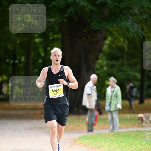 31.08.2025 - 21. Blankeneser Heldenlauf Dr. Thomas Lammeyer http://msf.ph/oto/8629422 31.08.2025 10:04:52 Laufen 2297, 38 meine-sportfotos.de