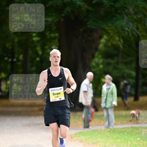 31.08.2025 - 21. Blankeneser Heldenlauf Dr. Thomas Lammeyer http://msf.ph/oto/8629423 31.08.2025 10:04:52 Laufen 2297 meine-sportfotos.de
