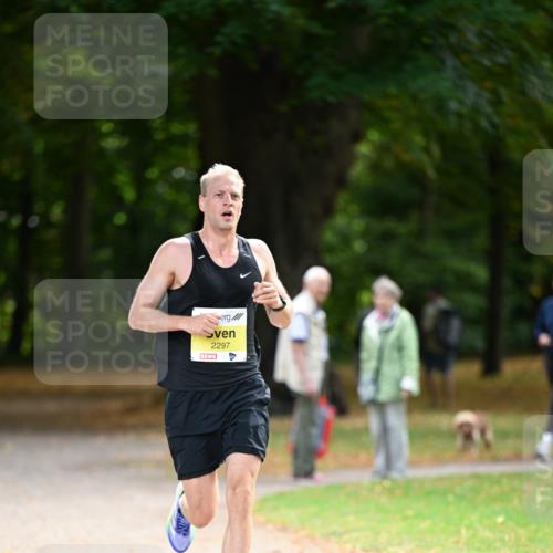 31.08.2025 - 21. Blankeneser Heldenlauf Dr. Thomas Lammeyer http://msf.ph/oto/8629425 31.08.2025 10:04:52 Laufen 2297 meine-sportfotos.de