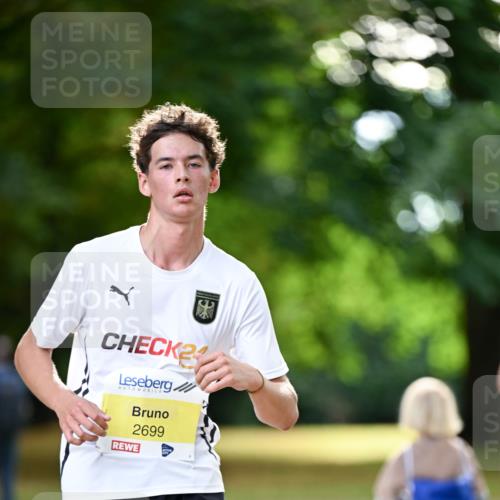 31.08.2025 - 21. Blankeneser Heldenlauf Dr. Thomas Lammeyer http://msf.ph/oto/8629632 31.08.2025 10:07:42 Laufen 24, 2699 meine-sportfotos.de