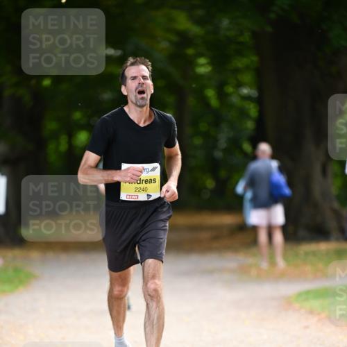 31.08.2025 - 21. Blankeneser Heldenlauf Dr. Thomas Lammeyer http://msf.ph/oto/8629956 31.08.2025 10:09:51 Laufen 2240 meine-sportfotos.de