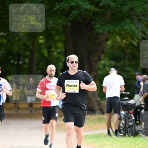 31.08.2025 - 21. Blankeneser Heldenlauf Dr. Thomas Lammeyer http://msf.ph/oto/8630232 31.08.2025 10:11:59 Laufen 2427 meine-sportfotos.de