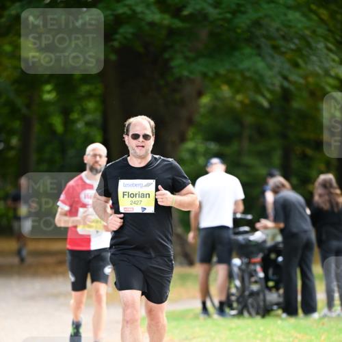 31.08.2025 - 21. Blankeneser Heldenlauf Dr. Thomas Lammeyer http://msf.ph/oto/8630237 31.08.2025 10:12:00 Laufen 2427 meine-sportfotos.de