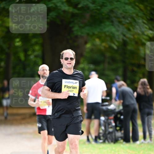 31.08.2025 - 21. Blankeneser Heldenlauf Dr. Thomas Lammeyer http://msf.ph/oto/8630240 31.08.2025 10:12:00 Laufen 2427 meine-sportfotos.de