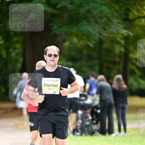 31.08.2025 - 21. Blankeneser Heldenlauf Dr. Thomas Lammeyer http://msf.ph/oto/8630243 31.08.2025 10:12:00 Laufen 2427 meine-sportfotos.de