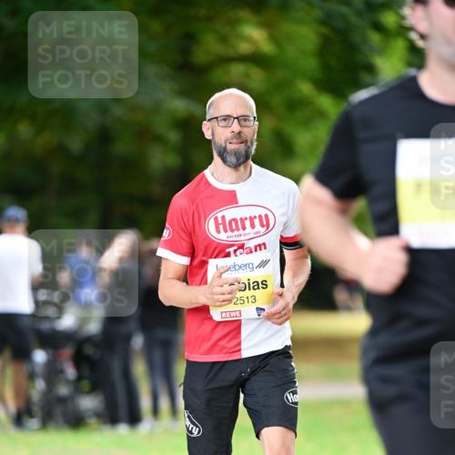 31.08.2025 - 21. Blankeneser Heldenlauf Dr. Thomas Lammeyer http://msf.ph/oto/8630249 31.08.2025 10:12:03 Laufen 1688, 2513 meine-sportfotos.de
