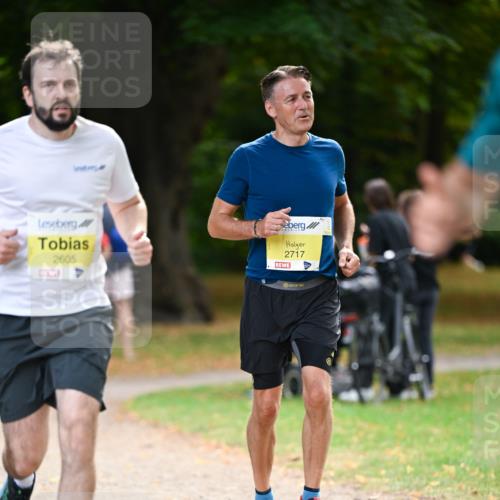 31.08.2025 - 21. Blankeneser Heldenlauf Dr. Thomas Lammeyer http://msf.ph/oto/8630725 31.08.2025 10:14:13 Laufen 2605, 2717 meine-sportfotos.de