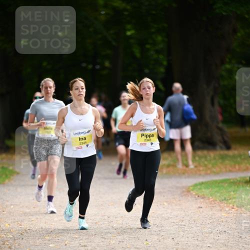 31.08.2025 - 21. Blankeneser Heldenlauf Dr. Thomas Lammeyer http://msf.ph/oto/8631428 31.08.2025 10:17:09 Laufen 2344, 2345 meine-sportfotos.de