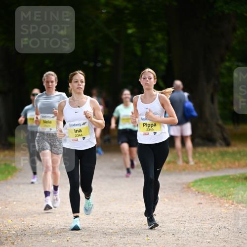 31.08.2025 - 21. Blankeneser Heldenlauf Dr. Thomas Lammeyer http://msf.ph/oto/8631430 31.08.2025 10:17:09 Laufen 2625, 2344, 2345 meine-sportfotos.de