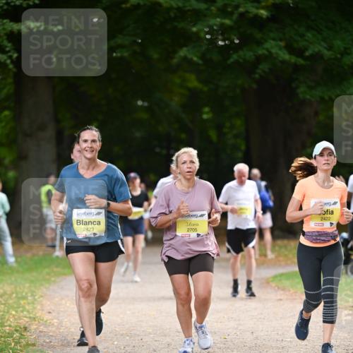 31.08.2025 - 21. Blankeneser Heldenlauf Dr. Thomas Lammeyer http://msf.ph/oto/8631663 31.08.2025 10:18:03 Laufen 2423, 2705, 2422 meine-sportfotos.de