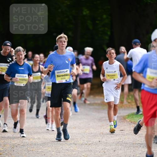 31.08.2025 - 21. Blankeneser Heldenlauf Dr. Thomas Lammeyer http://msf.ph/oto/8632111 31.08.2025 10:19:44 Laufen 4, 2209, 2658, 2105, 25 meine-sportfotos.de