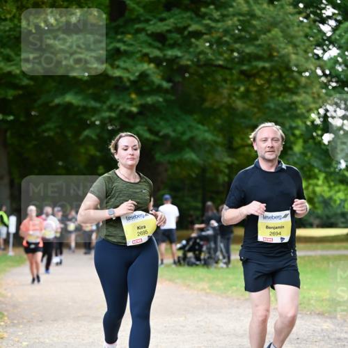 31.08.2025 - 21. Blankeneser Heldenlauf Dr. Thomas Lammeyer http://msf.ph/oto/8632228 31.08.2025 10:20:09 Laufen 2695, 2694, 4 meine-sportfotos.de