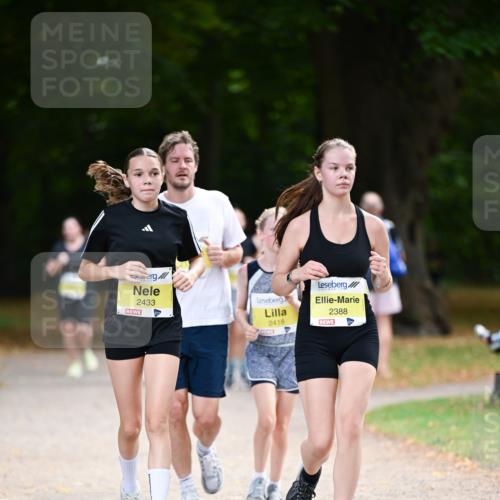 31.08.2025 - 21. Blankeneser Heldenlauf Dr. Thomas Lammeyer http://msf.ph/oto/8632424 31.08.2025 10:20:57 Laufen 2433, 2418, 2388 meine-sportfotos.de