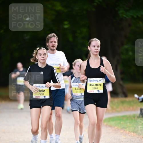 31.08.2025 - 21. Blankeneser Heldenlauf Dr. Thomas Lammeyer http://msf.ph/oto/8632425 31.08.2025 10:20:57 Laufen 4, 2433, 2418, 2388 meine-sportfotos.de