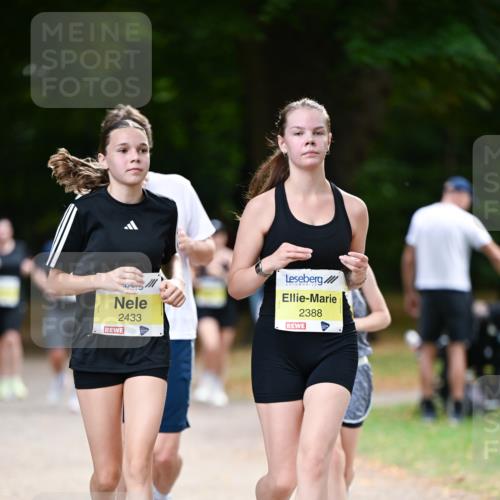 31.08.2025 - 21. Blankeneser Heldenlauf Dr. Thomas Lammeyer http://msf.ph/oto/8632435 31.08.2025 10:20:59 Laufen 2433, 2388 meine-sportfotos.de