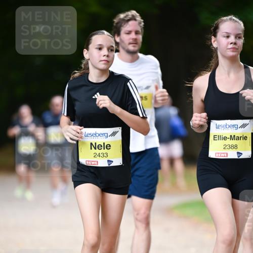 31.08.2025 - 21. Blankeneser Heldenlauf Dr. Thomas Lammeyer http://msf.ph/oto/8632440 31.08.2025 10:20:59 Laufen 2433, 2388 meine-sportfotos.de
