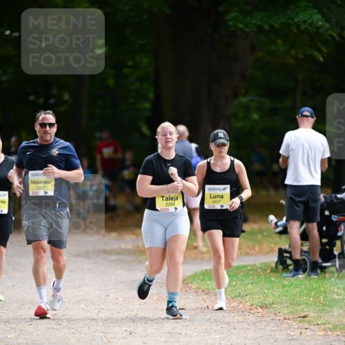 31.08.2025 - 21. Blankeneser Heldenlauf Dr. Thomas Lammeyer http://msf.ph/oto/8632455 31.08.2025 10:21:03 Laufen 2257, 2256, 2407 meine-sportfotos.de