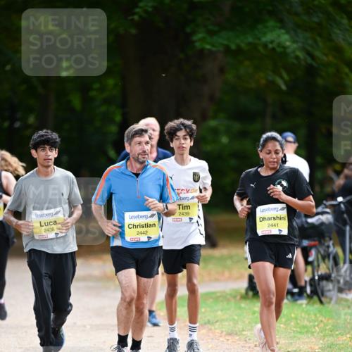 31.08.2025 - 21. Blankeneser Heldenlauf Dr. Thomas Lammeyer http://msf.ph/oto/8632539 31.08.2025 10:21:34 Laufen 2438, 2442, 2439, 2441 meine-sportfotos.de